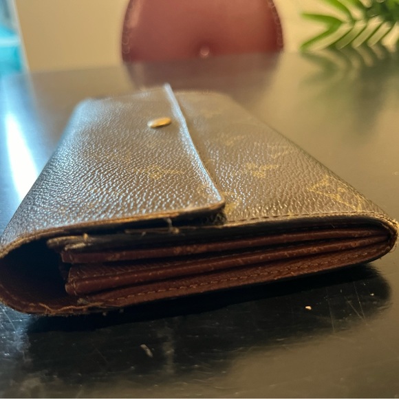 Louis Vuitton Bifold Long Gold Monogram Brown Snap Wallet Authentic Used - Picture 4 of 10